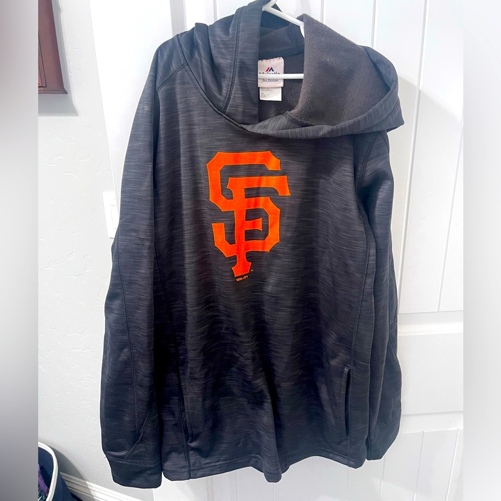SF Giants sweatshirt